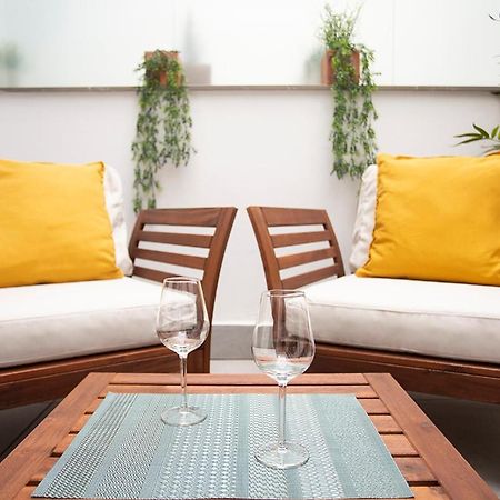 Apartamentos Bajeles Sevilla Urban Sevilha Exterior foto