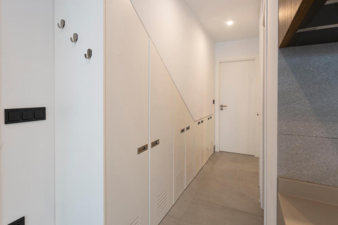 Apartamentos Bajeles Sevilla Urban Sevilha Exterior foto