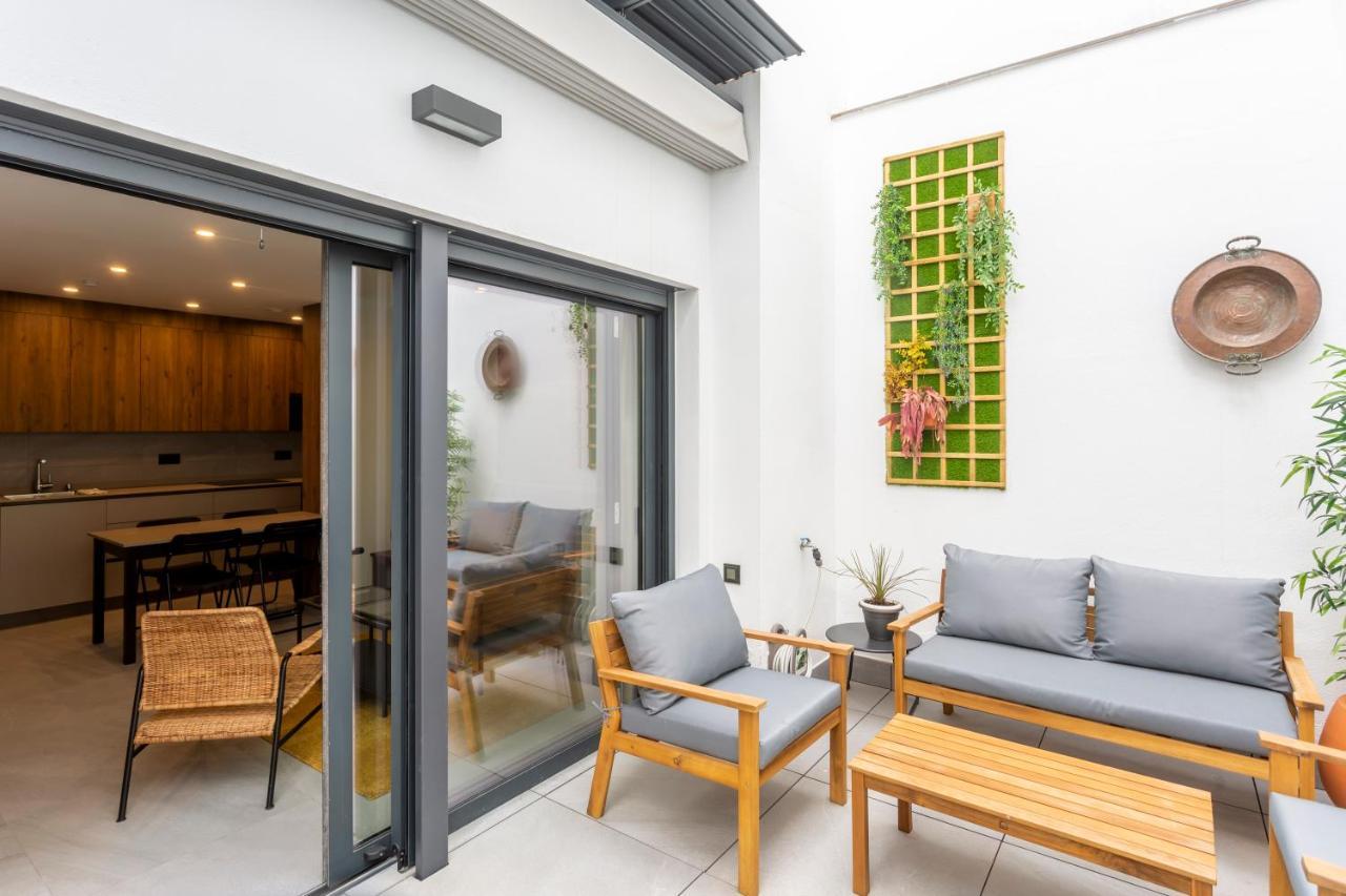 Apartamentos Bajeles Sevilla Urban Sevilha Exterior foto