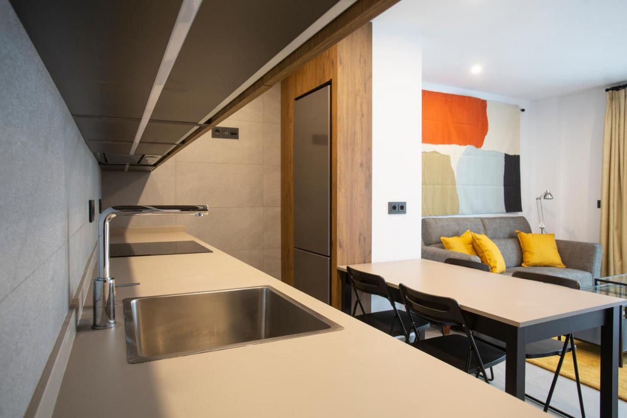 Apartamentos Bajeles Sevilla Urban Sevilha Exterior foto