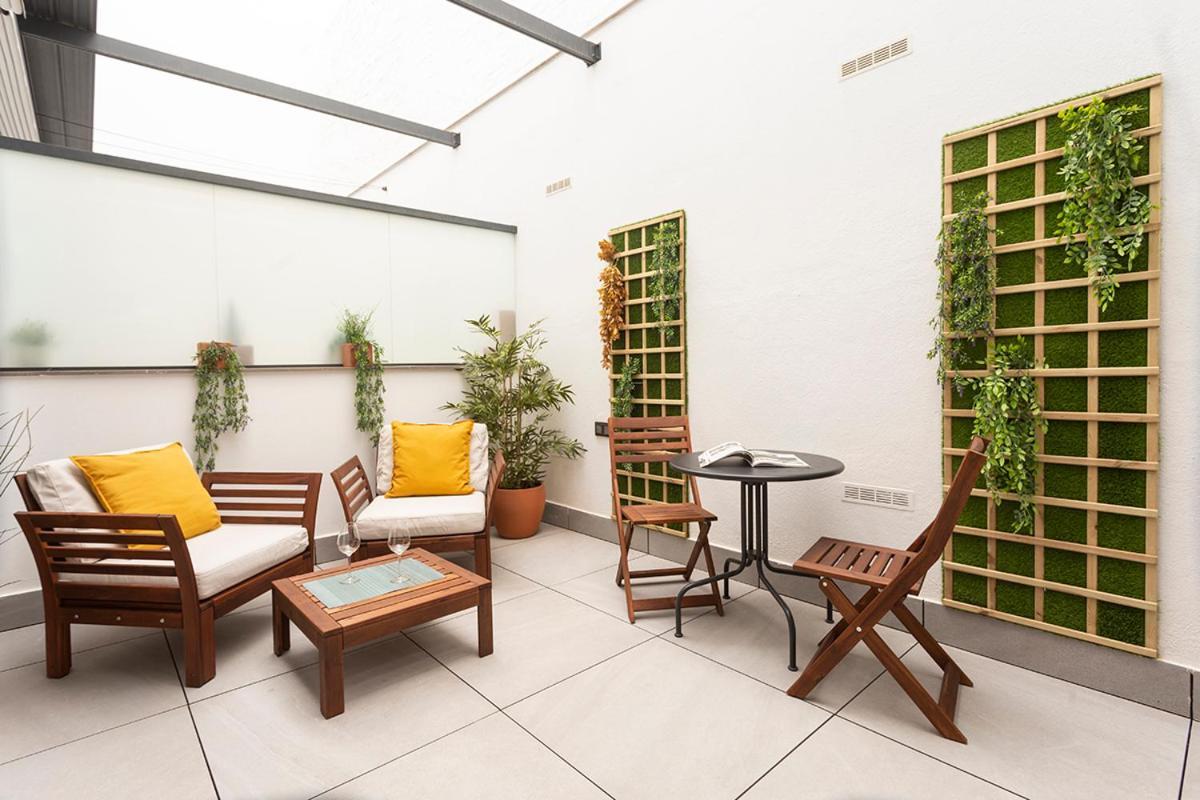Apartamentos Bajeles Sevilla Urban Sevilha Exterior foto