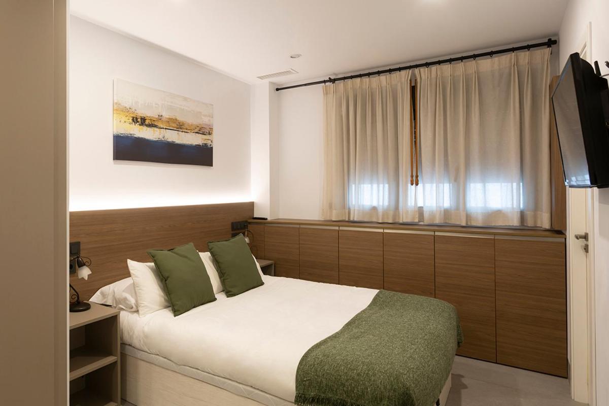 Apartamentos Bajeles Sevilla Urban Sevilha Exterior foto