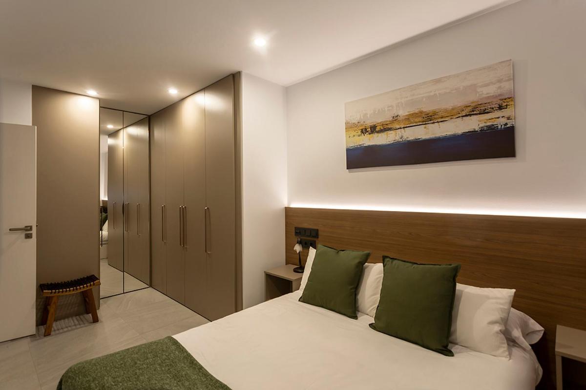 Apartamentos Bajeles Sevilla Urban Sevilha Exterior foto